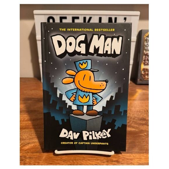 SCHOLASTIC DOGMAN THE EPIC COLLECTION SET - Picture 4 of 7